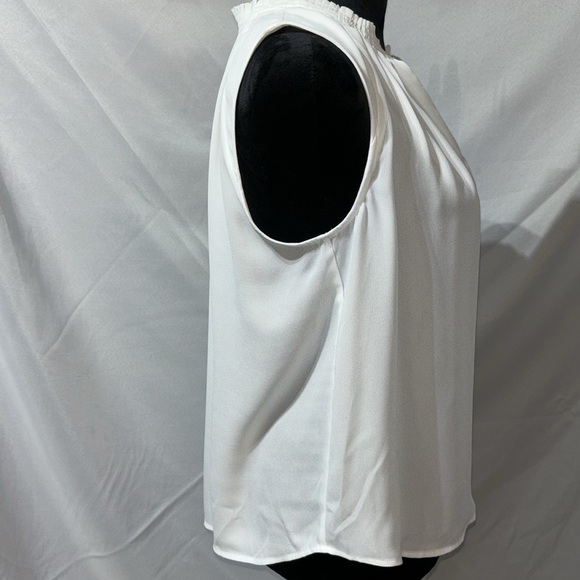 Banana Republic Smocked-Neck Blouse Size M - Picture 4 of 4